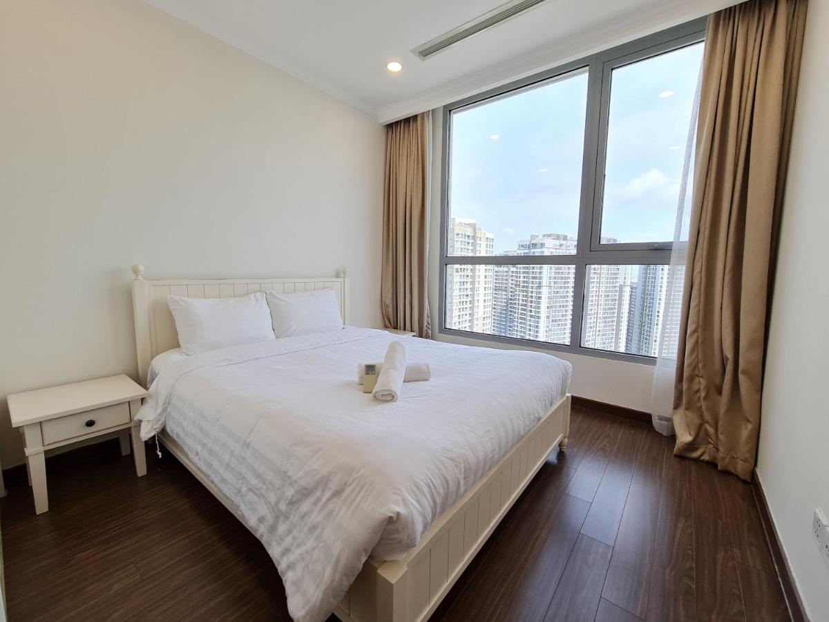 Khách sạn hẻo lánh Vinhomes Serviced Yingstay New TP. Hồ Chí Minh
